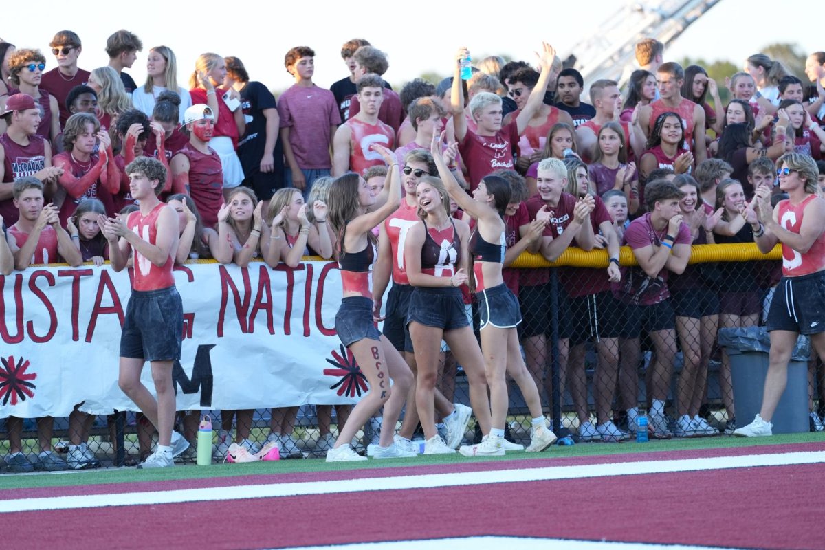Pep Club Creates Community